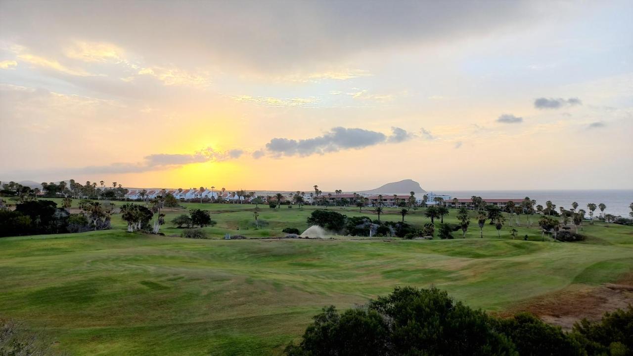 Golf Del Sur Apartment - Magnificent Panorama Of The Ocean, El Teide, And Montana Roja San Miguel de Abona Eksteriør bilde