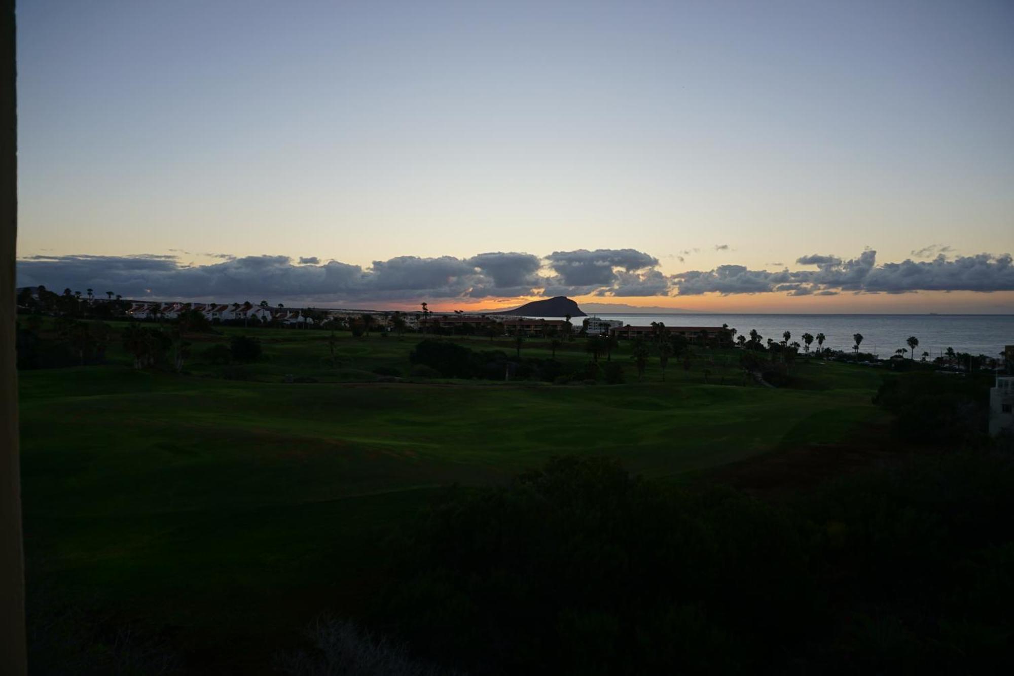 Golf Del Sur Apartment - Magnificent Panorama Of The Ocean, El Teide, And Montana Roja San Miguel de Abona Eksteriør bilde